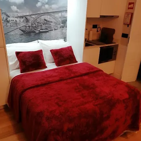 Lita's House Bainharia Порту